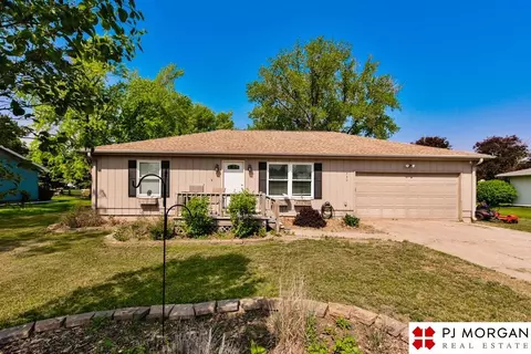 930 Cottonwood St, North Bend, NE 68649