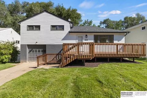 6626 Lafayette Ave, Omaha, NE 68132