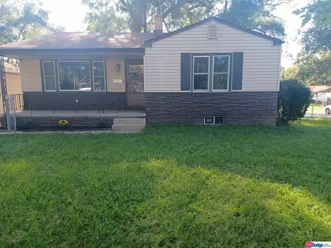 6328 N 45 St, Omaha, NE 68104