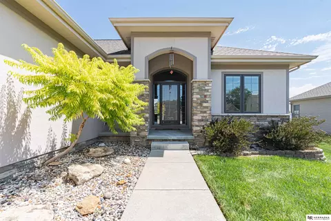 501 S 9th St, Springfield, NE 68059