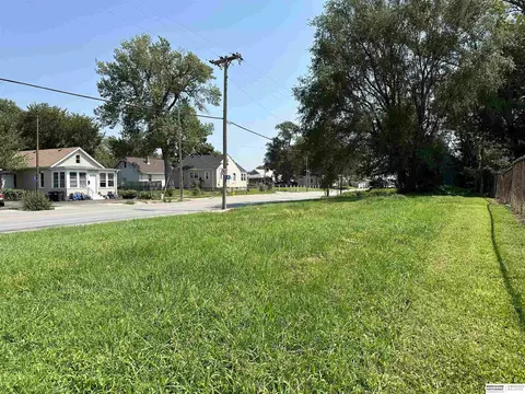 4425 N 22 St, Omaha, NE 68110