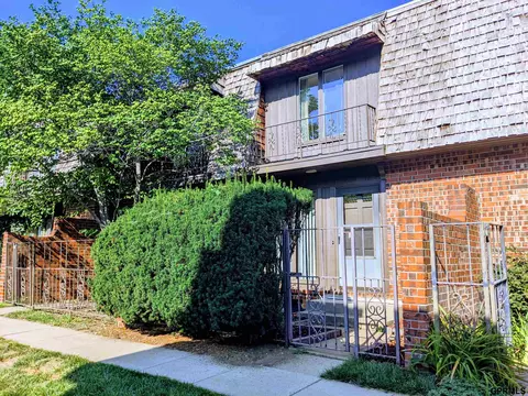 7311 Oldpost Rd #29, Lincoln, NE 68506