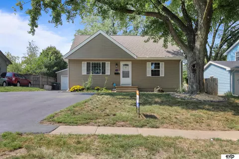 3220 S 121 St, Omaha, NE 68144