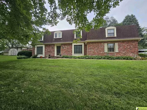 6117 Melissa Ln, Omaha, NE 68152