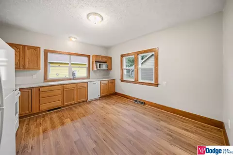 209 Elk, Hooper, NE 68031 photo 13