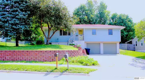 5441 S 50 Ave, Omaha, NE 68117