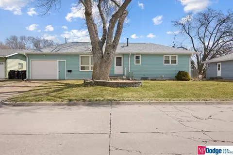 402 N Cedar St, Fremont, NE 68025