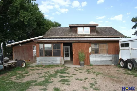 229 B St, Ulysses, NE 68669