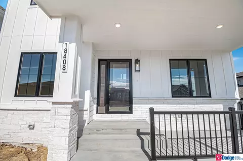 18408 Grand Ave, Omaha, IL 60822