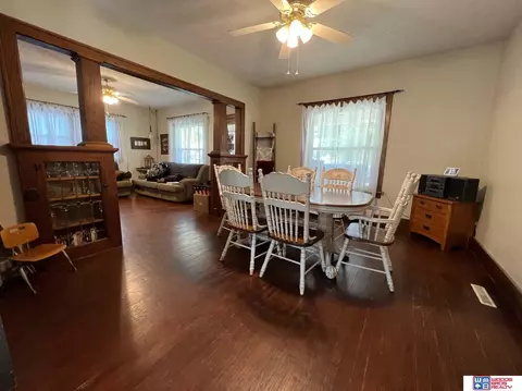 Dining - 725 Beech St, Gresham, NE 68367 photo 1 of 3