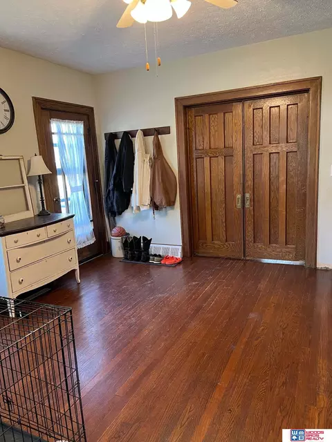Entry Way - 725 Beech St, Gresham, NE 68367 photo 1 of 4