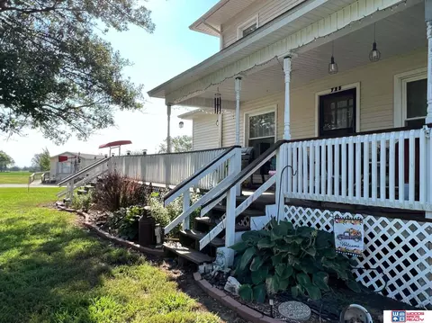 Exterior - 725 Beech St, Gresham, NE 68367 photo 3 of 9