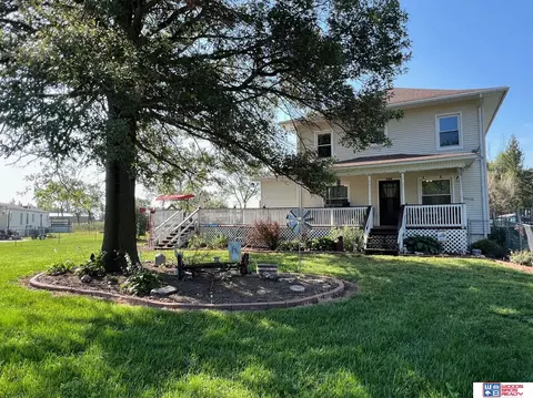 Exterior - 725 Beech St, Gresham, NE 68367 photo 2 of 9