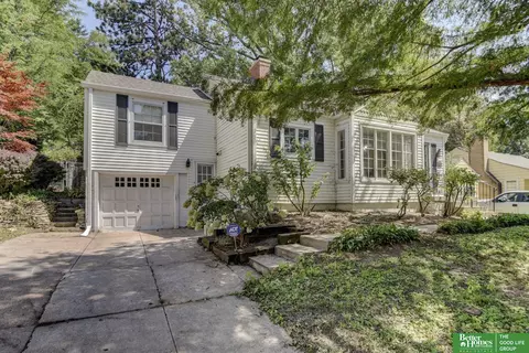 1621 N 54 St, Omaha, NE 68104