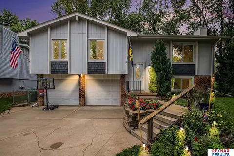 10901 Bandlytown Pl, Bellevue, NE 68123