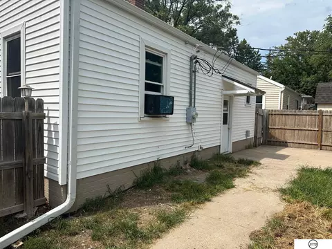 1216 N 9th St, Beatrice, NE 68310 photo 4