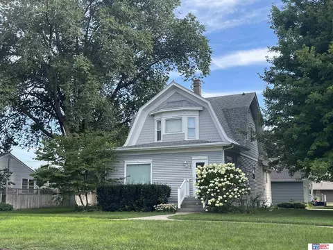 561 Smith St, Osceola, NE 68651