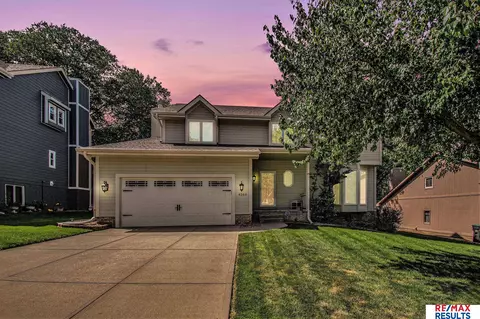 4366 S 149th Ter, Omaha, NE 68137