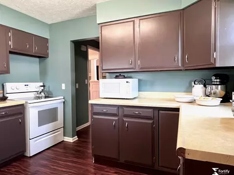 122 S River Ave, Exeter, NE 68351 photo 9