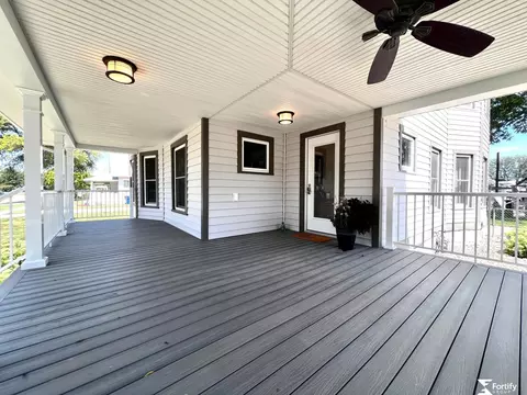 122 S River Ave, Exeter, NE 68351 photo 2