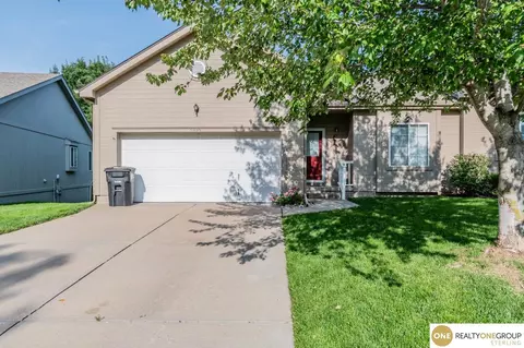 6405 S 116th St, Omaha, NE 68137