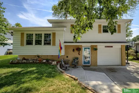 7629 Bauman Ave, Omaha, NE 68122