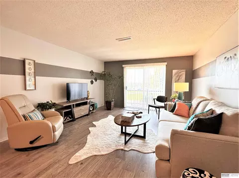 12727 Dodge Rd #239A, Omaha, NE 68154