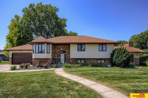 237 Meadow Ln, Schuyler, NE 68661