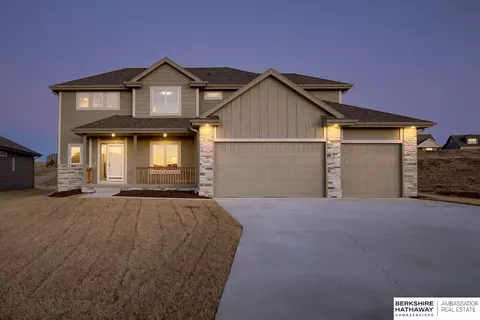 10101 S 181 St, Omaha, NE 68136