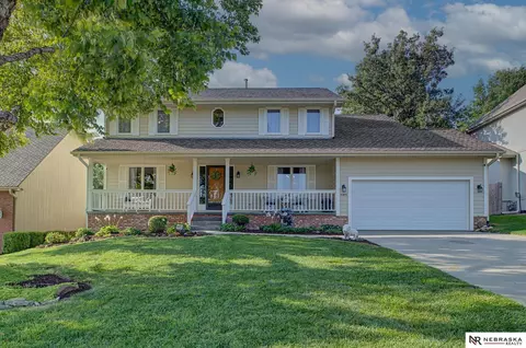 16405 Holmes St, Omaha, NE 68135