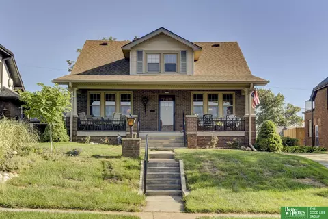 4428 Woolworth Ave, Omaha, NE 68105