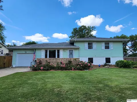 3500 Norma St, Council Bluffs, IA 51501