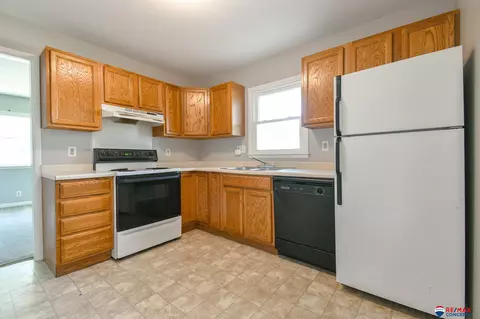 1240 Irving St, Lincoln, NE 68521 photo 7