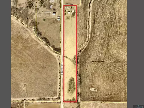 28286 S 120th St, Firth, NE 68358