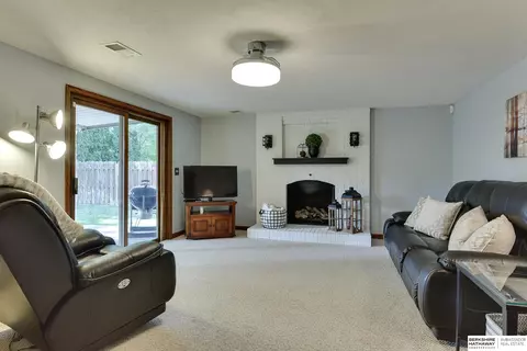 1018 Eldorado Dr, Omaha, NE 68154 photo 33