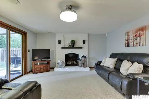 1018 Eldorado Dr, Omaha, NE 68154 photo 34