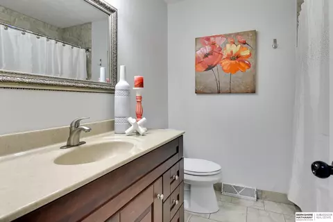 1018 Eldorado Dr, Omaha, NE 68154 photo 24