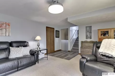 1018 Eldorado Dr, Omaha, NE 68154 photo 43