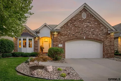 1346 S 181 Plz, Omaha, NE 68130