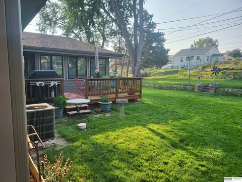 4055 E St, Omaha, NE 68107 photo 11