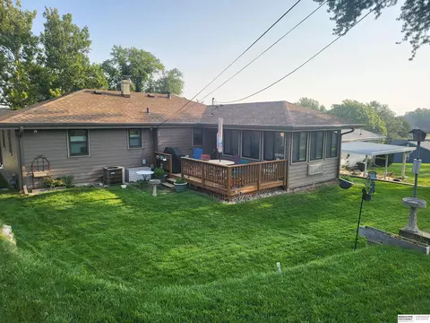 4055 E St, Omaha, NE 68107 photo 13