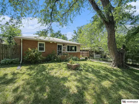 3611 X St, Lincoln, NE 68503