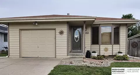 2630 W Sumner St, Lincoln, NE 68522