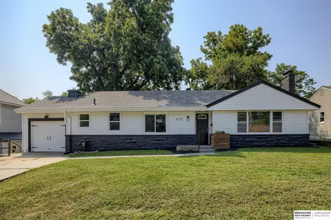 6751 Blondo St, Omaha, NE 68104