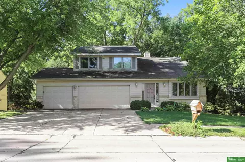 11656 Quail Dr, Bellevue, NE 68123