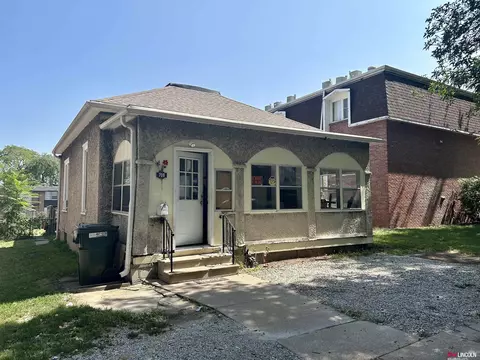 708 S 19th St, Lincoln, NE 68510