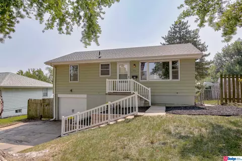 3333 S 89 St, Omaha, NE 68124