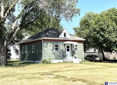 652 W 5th St, York, NE 68467