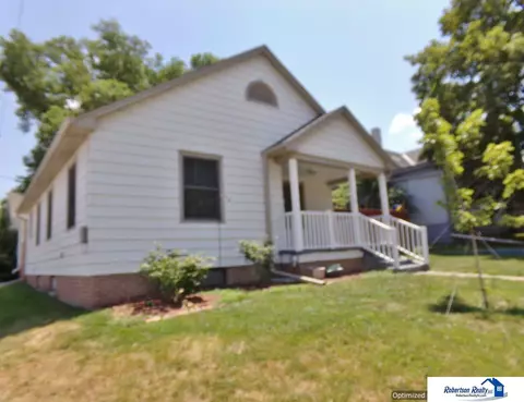 116 S 9 Th St, Beatrice, NE 68310 photo 2