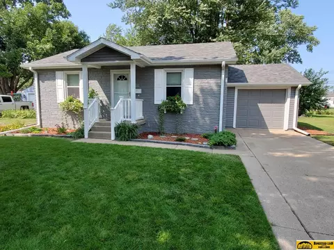 225 S 20th St, Beatrice, NE 68310 photo 17